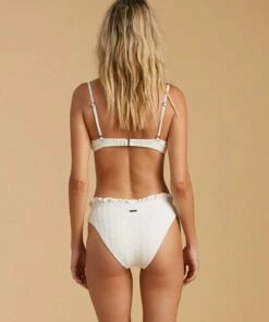 BILLABONG Salty Blonde By The Seashore Underwire Bikini Top SALT CRYSTAL 8 BILLABONG Salty Blonde By The Seashore Underwire Bikini Top SALT CRYSTAL -Womens Swim BILLABONG abjx300197 billabongw scs bck1
