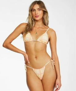 BILLABONG Pretty In Plaid Ruched Hike Bikini Bottoms MULTI 7 BILLABONG Pretty In Plaid Ruched Hike Bikini Bottoms MULTI -Womens Swim BILLABONG abjx400276 billabongw mul frt1