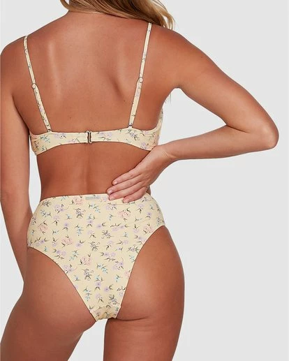 BILLABONG Pretty Moon Hi Maui Rider Bikini Bottoms MELLOW YELLOW 5 BILLABONG Pretty Moon Hi Maui Rider Bikini Bottoms MELLOW YELLOW - Image 5