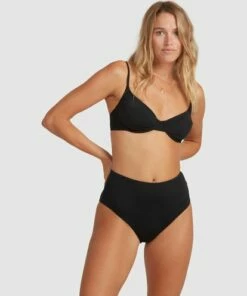 BILLABONG Sol Searcher Nova DD Bra Bikini Top BLACK 10 BILLABONG Sol Searcher Nova DD Bra Bikini Top BLACK -Womens Swim BILLABONG ubjx300166 billabongw blk frt1